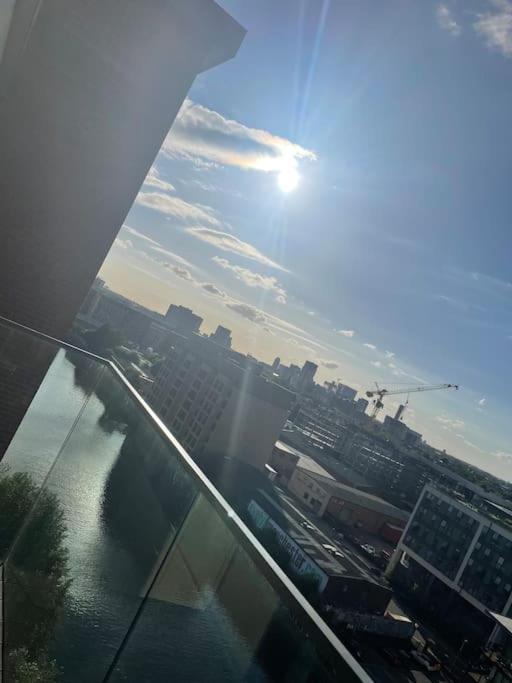 City Centre Penthouse Canal Views Manchester Exterior photo
